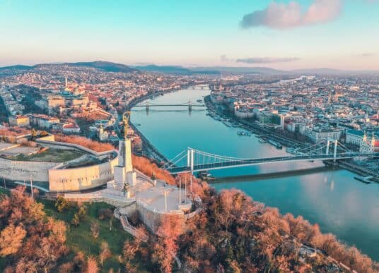 International : Marie-Auriane, étudiante en 3e année, partie à Budapest