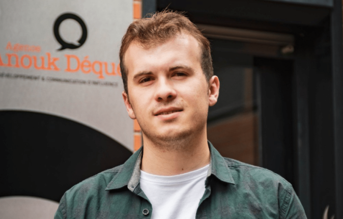 Lucas, étudiant de 4e année, Community manager chez Anouk Déqué