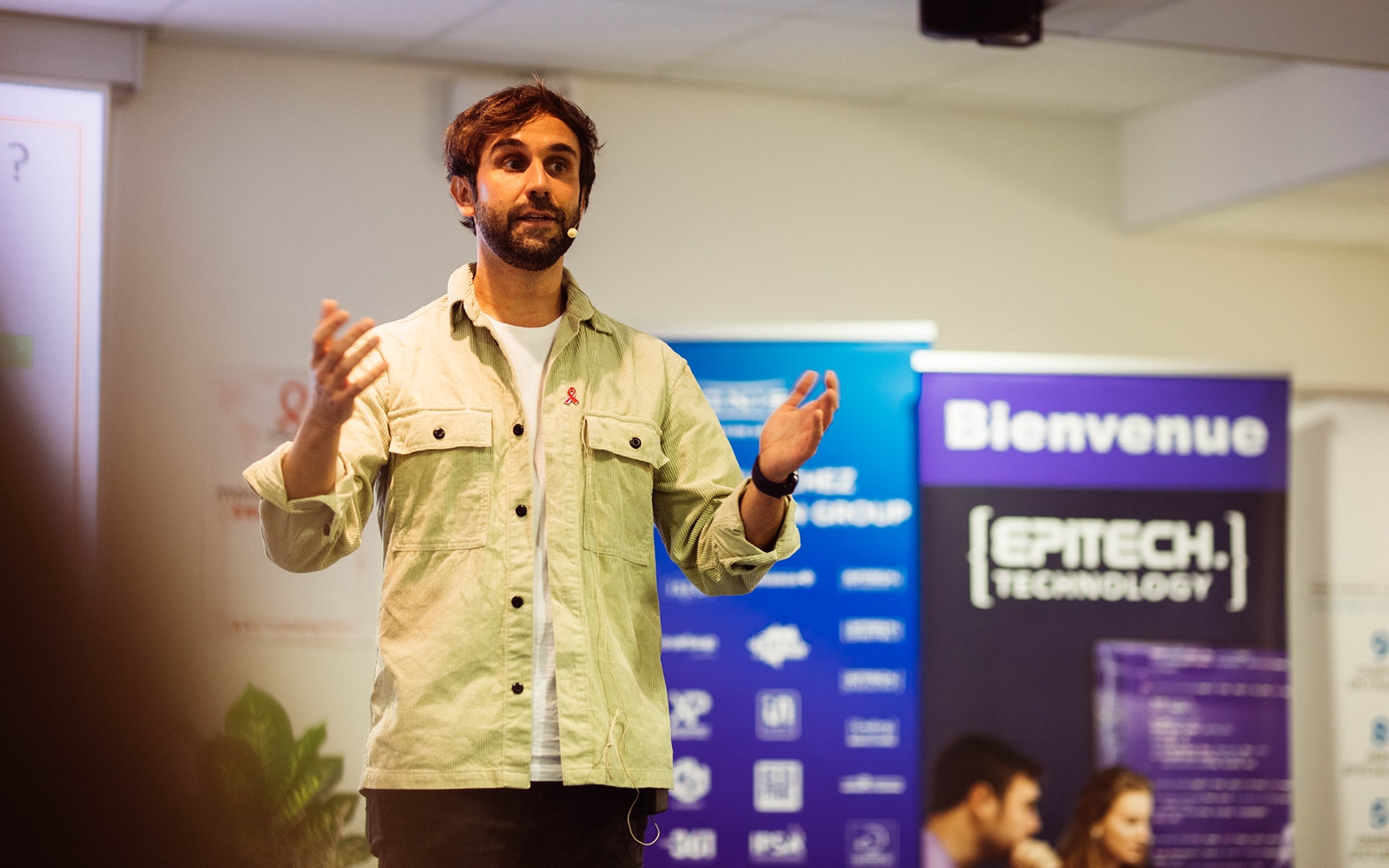 Emmanuel Boutant conférencier en virologie