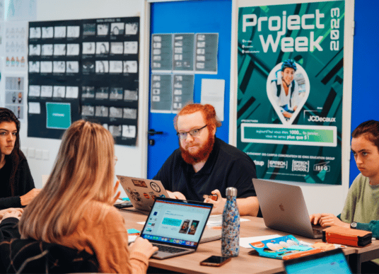 Imaginer la ville de demain : le défi de JCDecaux aux étudiants des campus ComCreaTech