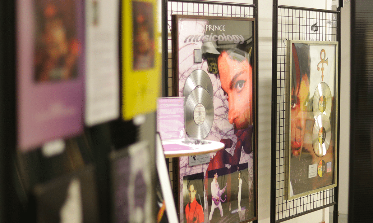 Évènement : l&rsquo;exposition PRINCE à l&rsquo;ISEG Strasbourg !