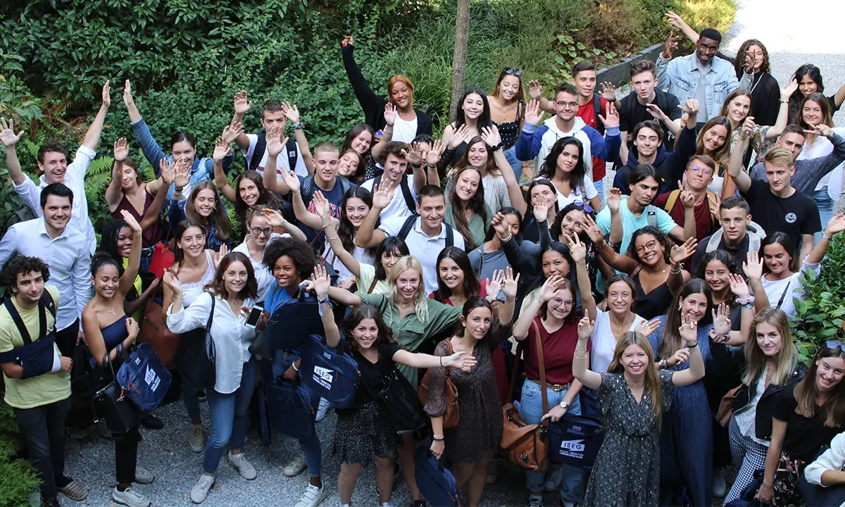 CREATIVE WEEK : une semaine de team building pour les étudiants de 1re année